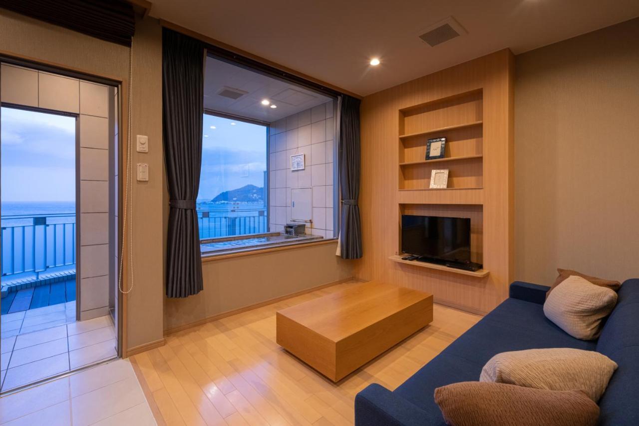Auberge Fontaine Bleau Atami Atami  Exteriör bild