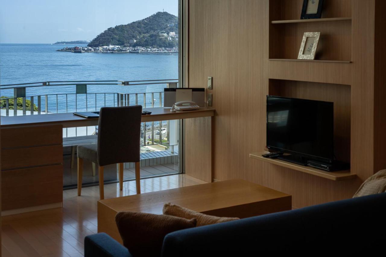 Auberge Fontaine Bleau Atami Atami  Exteriör bild
