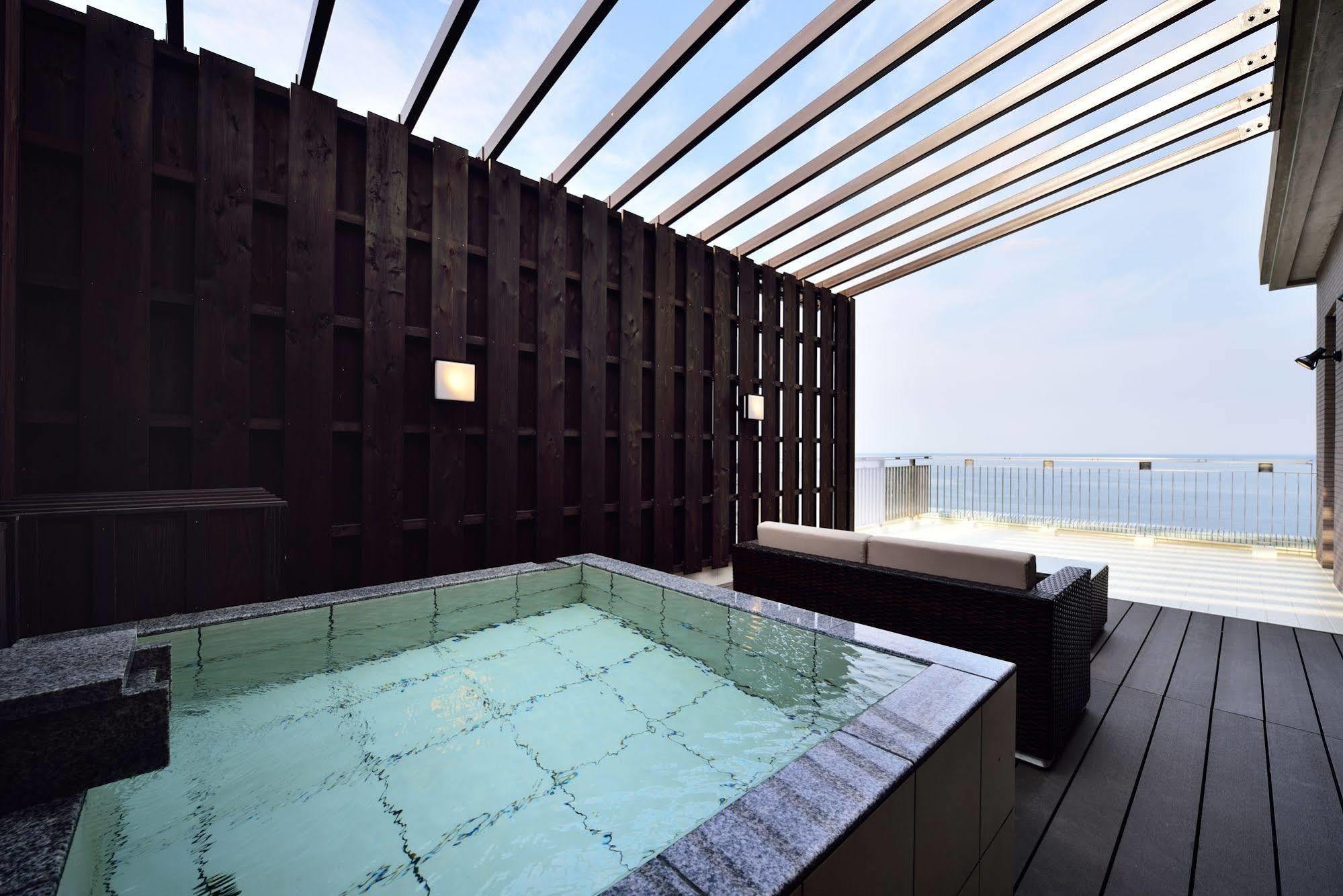 Auberge Fontaine Bleau Atami Atami  Exteriör bild